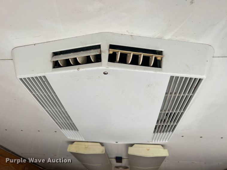 image for item DO2169 1992 Trailers Ltd 1T9GS4532  toy hauler camper