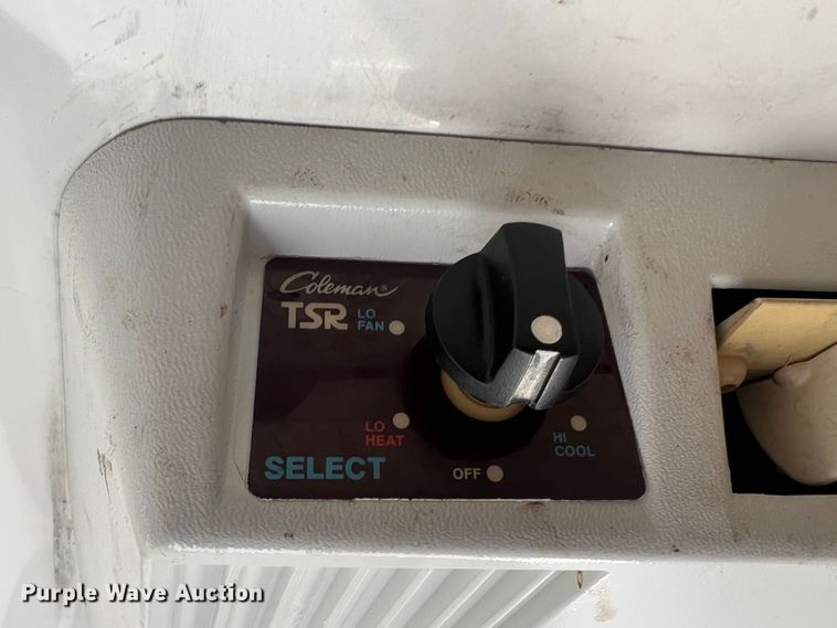 image for item DO2169 1992 Trailers Ltd 1T9GS4532  toy hauler camper