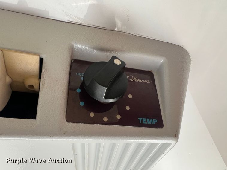 image for item DO2169 1992 Trailers Ltd 1T9GS4532  toy hauler camper