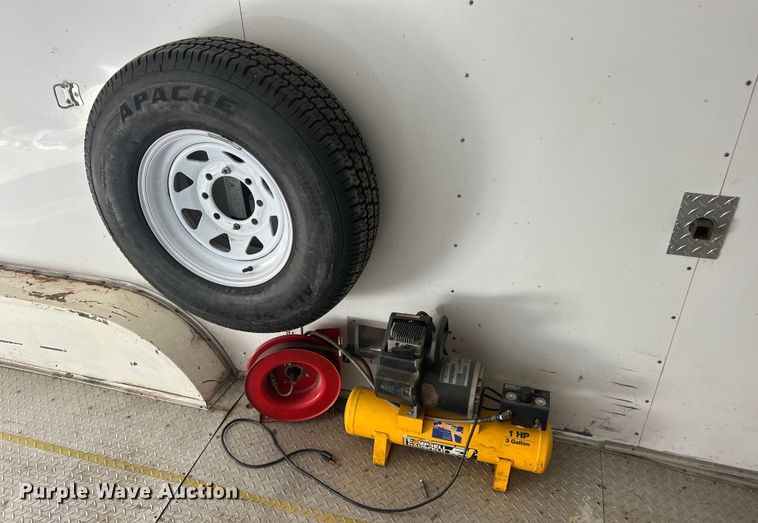 image for item DO2169 1992 Trailers Ltd 1T9GS4532  toy hauler camper