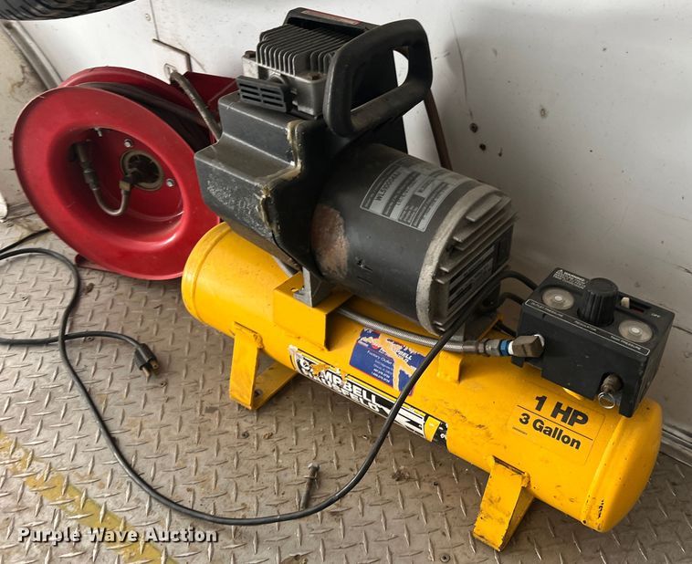 image for item DO2169 1992 Trailers Ltd 1T9GS4532  toy hauler camper