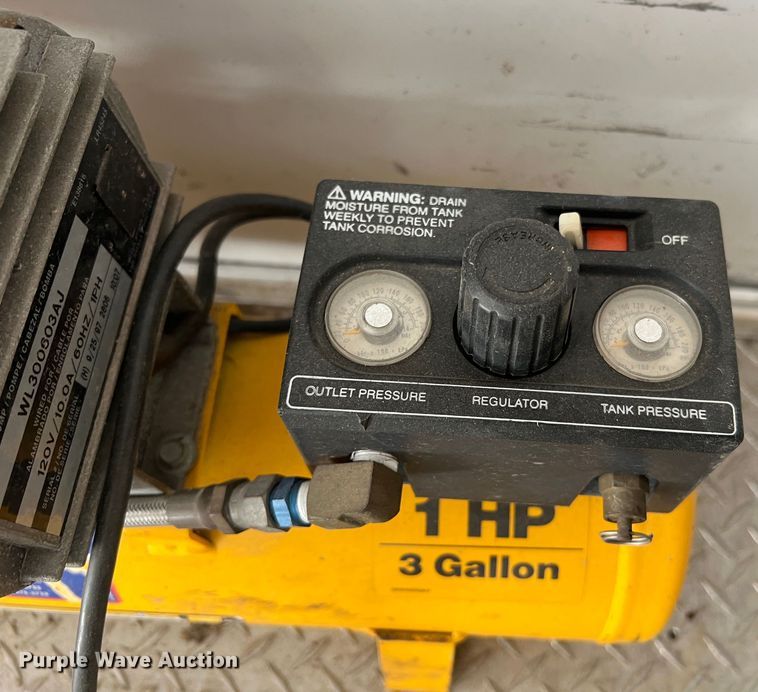 image for item DO2169 1992 Trailers Ltd 1T9GS4532  toy hauler camper