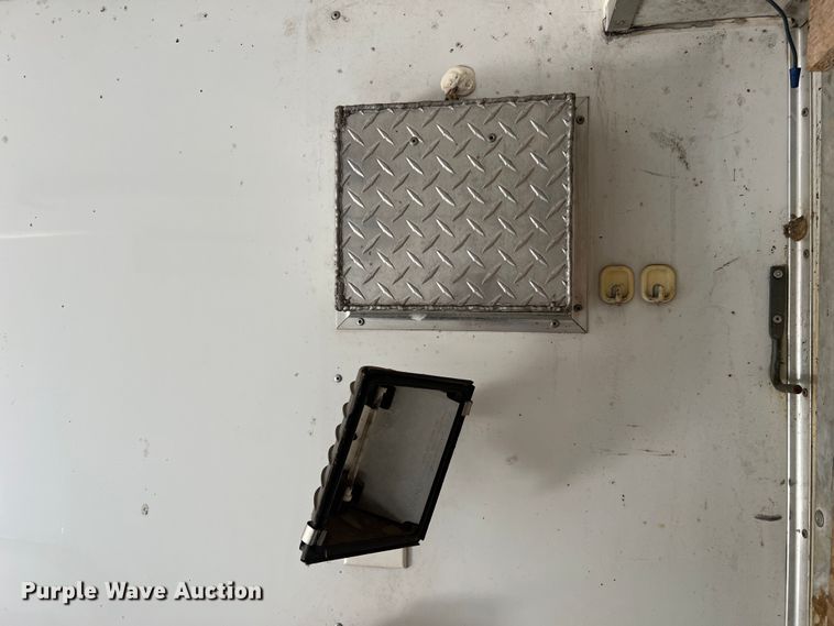 image for item DO2169 1992 Trailers Ltd 1T9GS4532  toy hauler camper