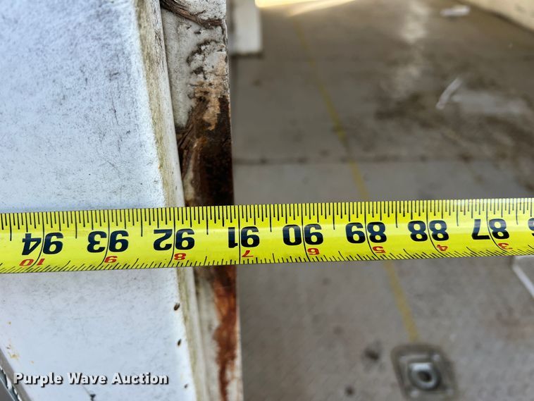 image for item DO2169 1992 Trailers Ltd 1T9GS4532  toy hauler camper