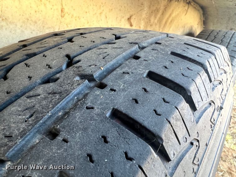 image for item DO2169 1992 Trailers Ltd 1T9GS4532  toy hauler camper