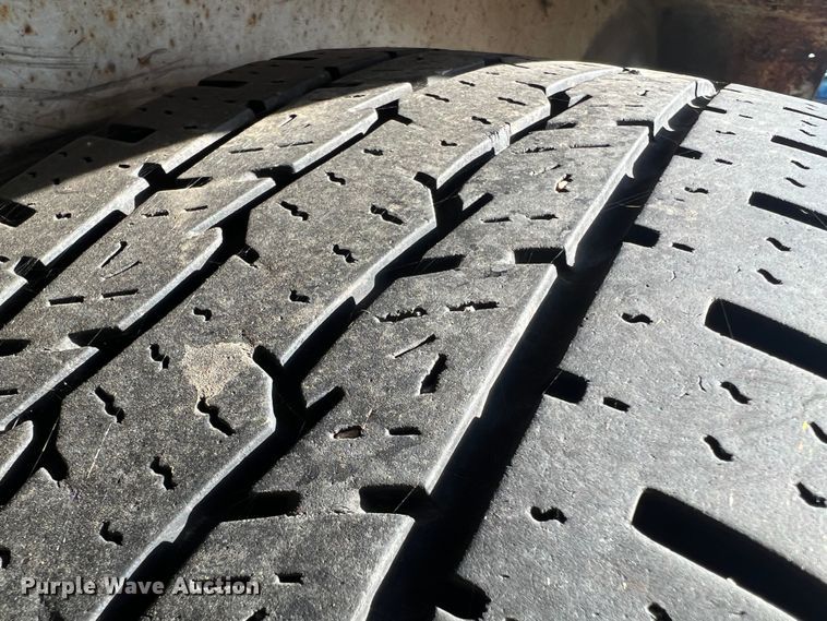 image for item DO2169 1992 Trailers Ltd 1T9GS4532  toy hauler camper