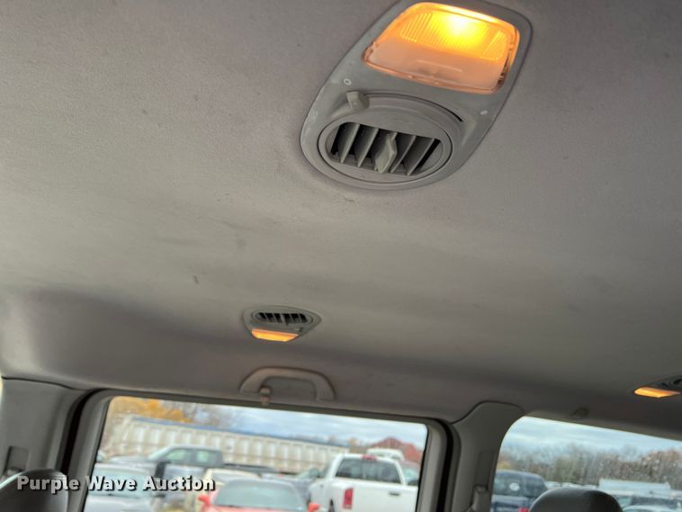 image for item DO8945 2002 Honda Odyssey  van