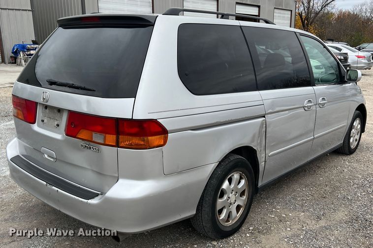 image for item DO8946 2004 Honda Odyssey  van