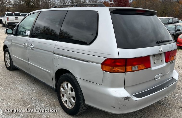 image for item DO8946 2004 Honda Odyssey  van