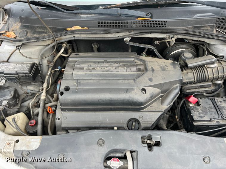 image for item DO8946 2004 Honda Odyssey  van