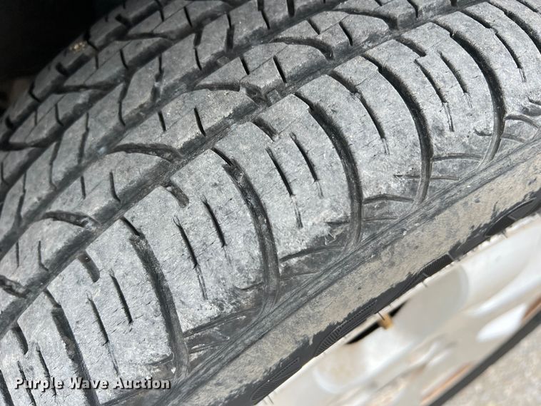 image for item DO8946 2004 Honda Odyssey  van