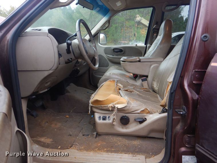 image for item DP8593 2001 Ford F150  SuperCrew pickup truck