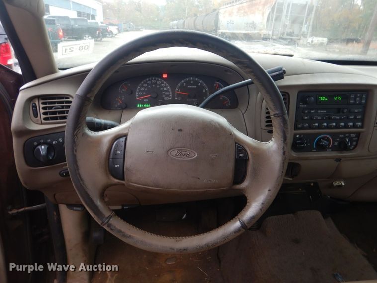 image for item DP8593 2001 Ford F150  SuperCrew pickup truck