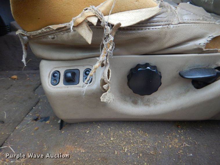 image for item DP8593 2001 Ford F150  SuperCrew pickup truck