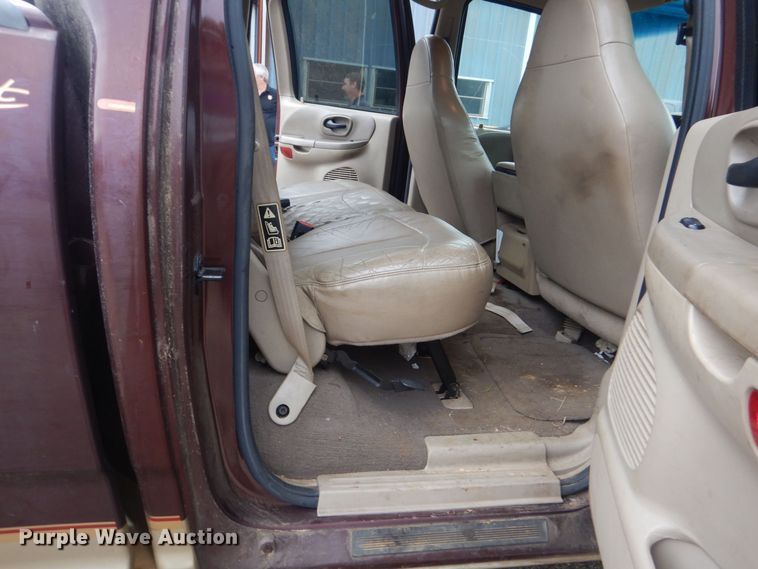 image for item DP8593 2001 Ford F150  SuperCrew pickup truck