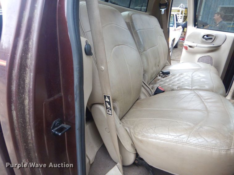 image for item DP8593 2001 Ford F150  SuperCrew pickup truck