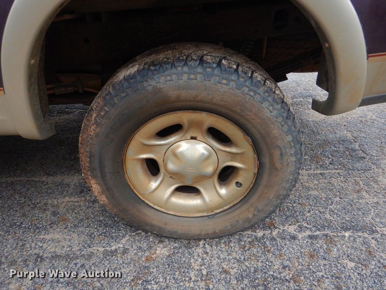 image for item DP8593 2001 Ford F150  SuperCrew pickup truck