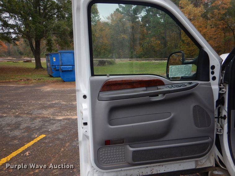 image for item DP8595 2000 Ford Excursion Limited  SUV