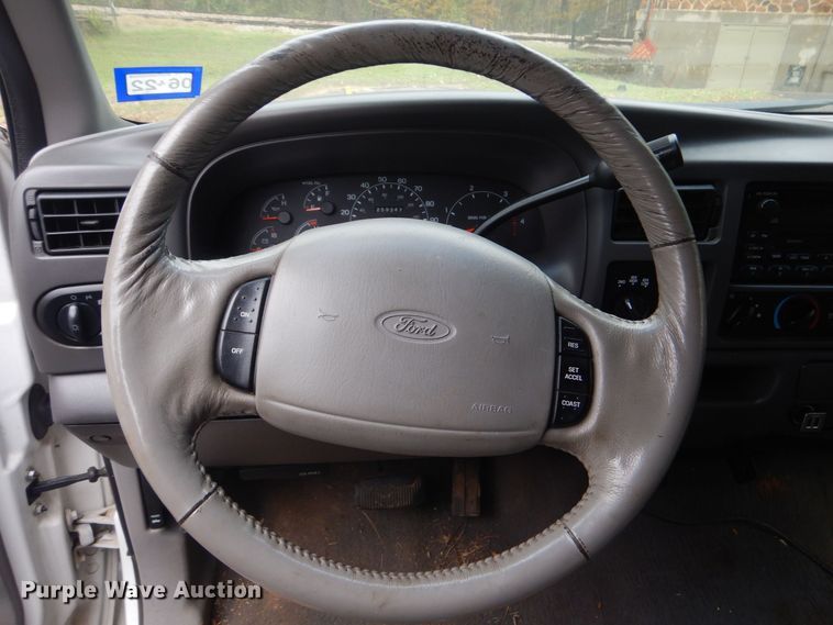 image for item DP8595 2000 Ford Excursion Limited  SUV