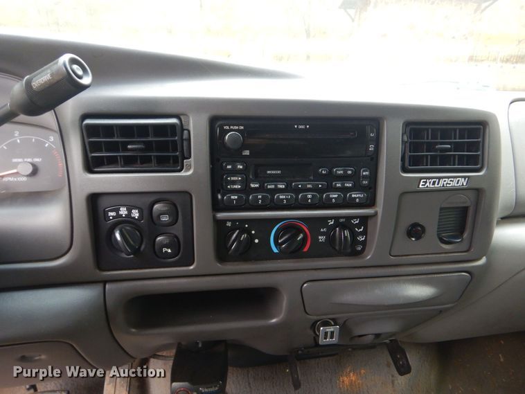 image for item DP8595 2000 Ford Excursion Limited  SUV