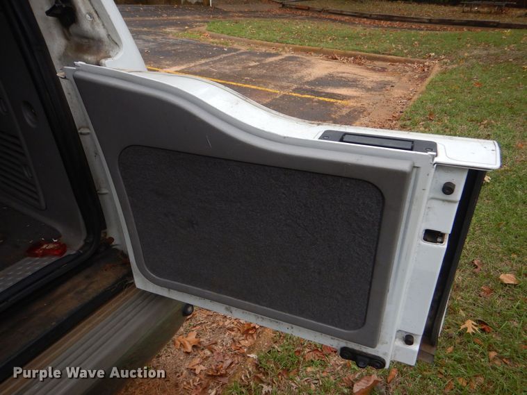 image for item DP8595 2000 Ford Excursion Limited  SUV