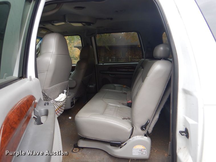 image for item DP8595 2000 Ford Excursion Limited  SUV