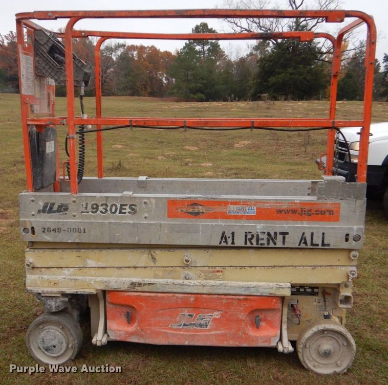 image for item DP8600 JLG 1930ES  scissor lift