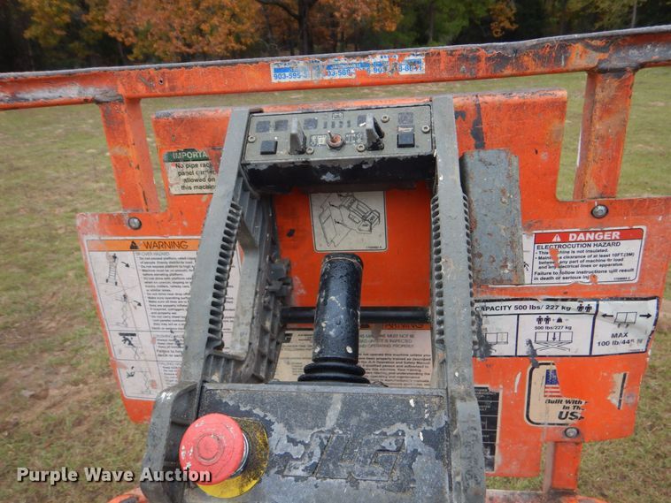 image for item DP8600 JLG 1930ES  scissor lift