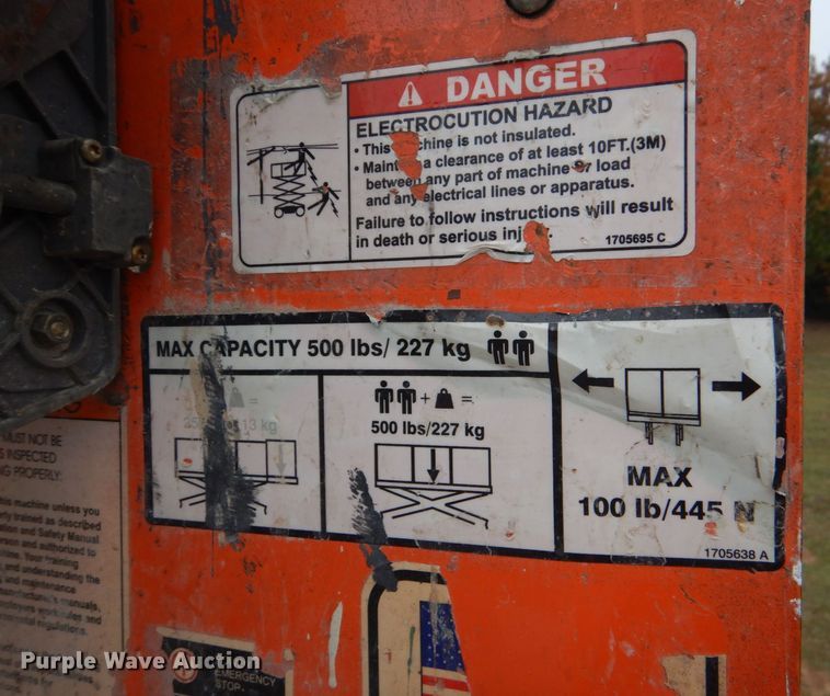 image for item DP8600 JLG 1930ES  scissor lift