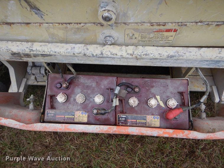 image for item DP8600 JLG 1930ES  scissor lift