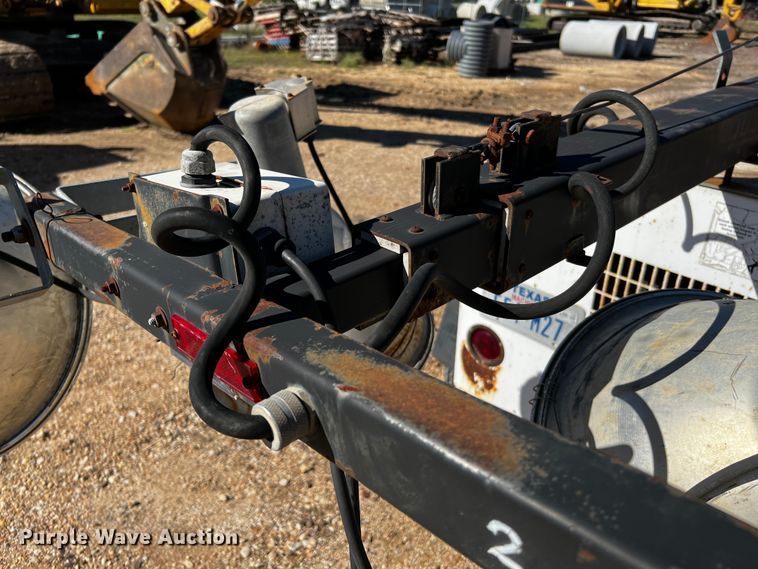 image for item DQ1917 1998 Magnum 4060IMH  light plant