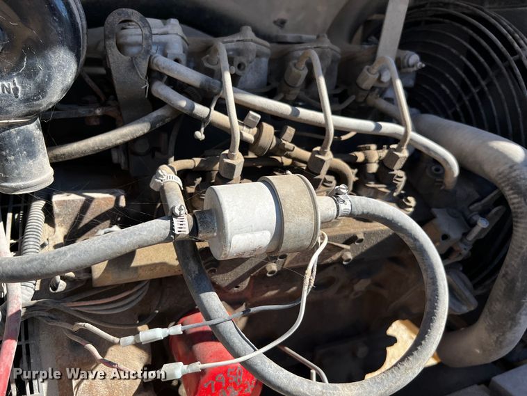 image for item DQ1917 1998 Magnum 4060IMH  light plant