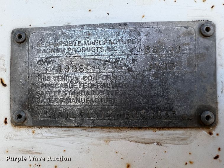 image for item DQ1917 1998 Magnum 4060IMH  light plant