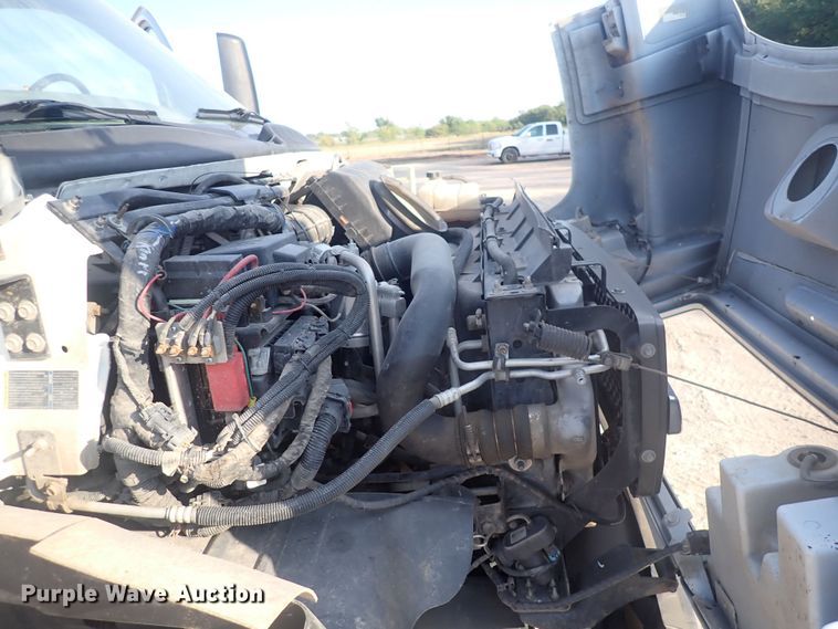 image for item DQ2994 2008 Chevrolet C5500  utility / service truck