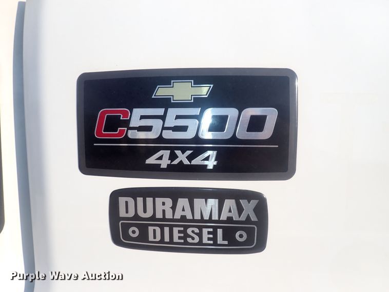 image for item DQ2994 2008 Chevrolet C5500  utility / service truck