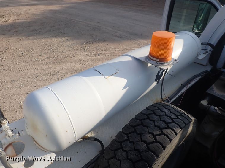 image for item DQ2994 2008 Chevrolet C5500  utility / service truck