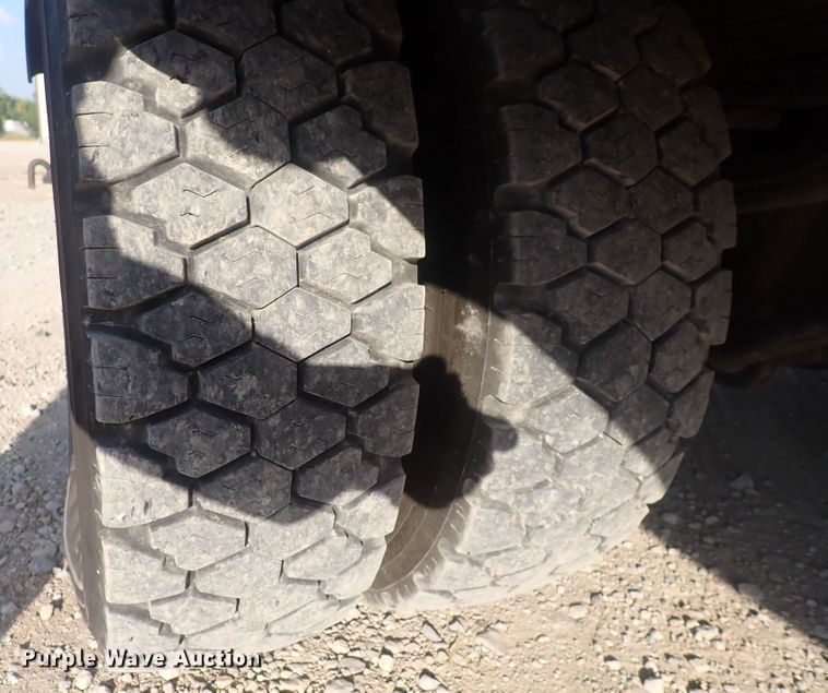 image for item DQ2994 2008 Chevrolet C5500  utility / service truck