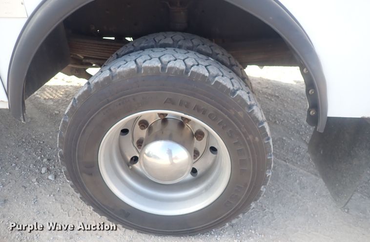 image for item DQ2994 2008 Chevrolet C5500  utility / service truck