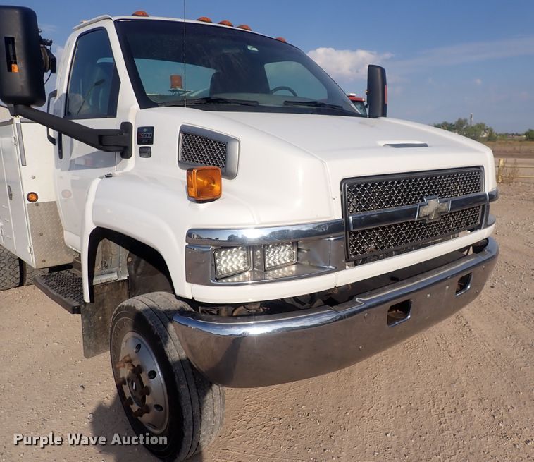 image for item DQ2994 2008 Chevrolet C5500  utility / service truck