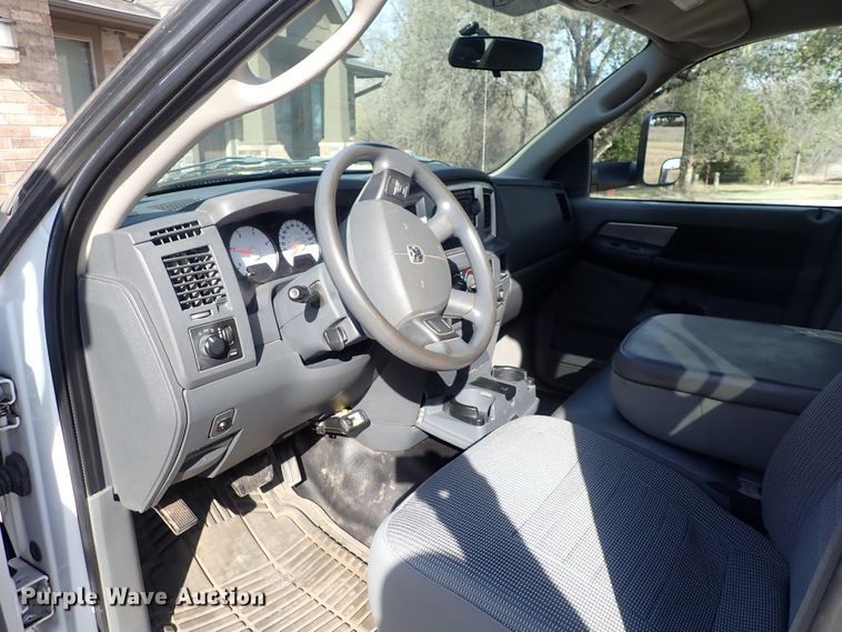 image for item DQ4951 2008 Dodge Ram 5500  Quad Cab utility / service truck