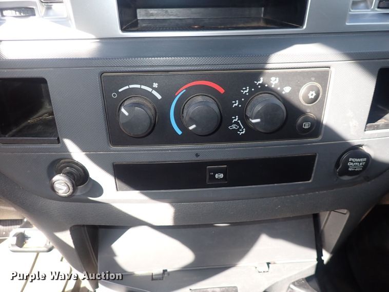 image for item DQ4951 2008 Dodge Ram 5500  Quad Cab utility / service truck