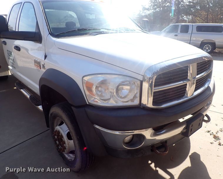 image for item DQ4951 2008 Dodge Ram 5500  Quad Cab utility / service truck