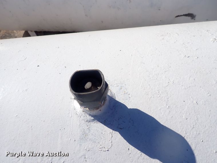 image for item DQ4969 500 gallon propane tank