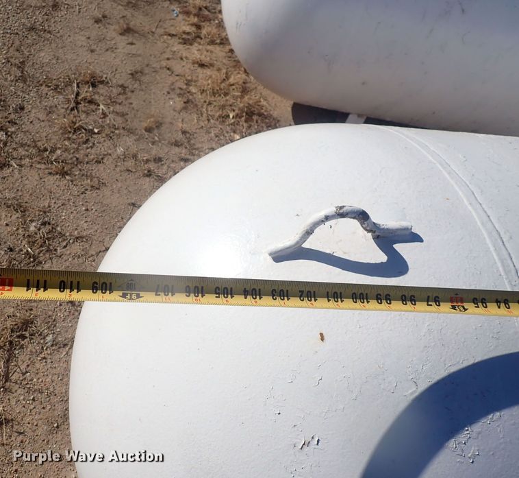 image for item DQ4969 500 gallon propane tank