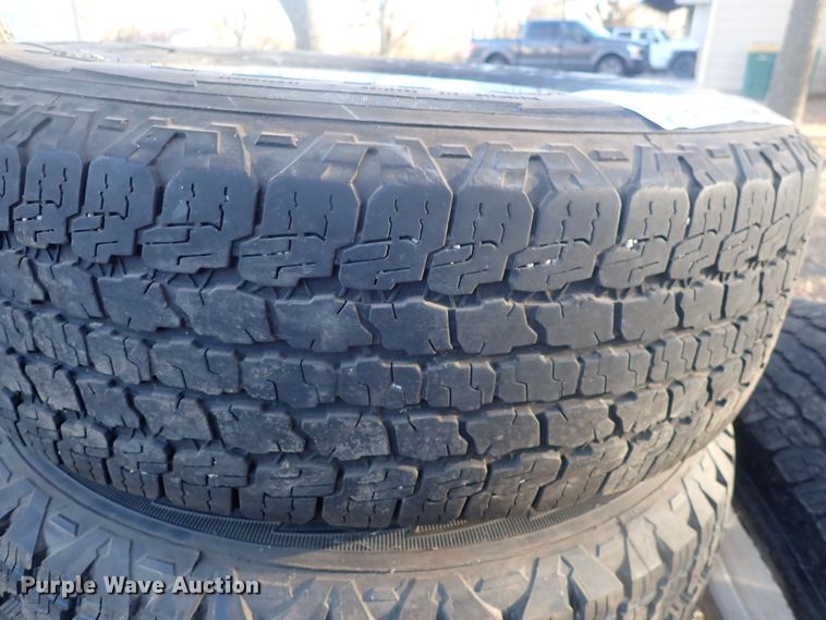 image for item DQ4988 (5) 245/75R17 tires and wheels
