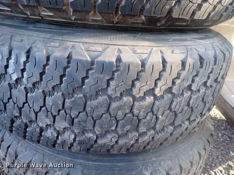 image for item DQ4988 (5) 245/75R17 tires and wheels