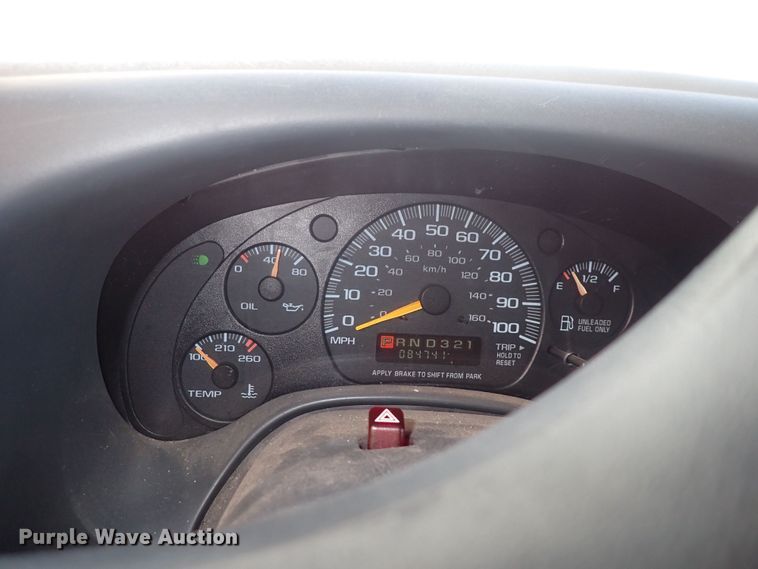 image for item DQ4998 2000 Chevrolet Express G3500  delivery van