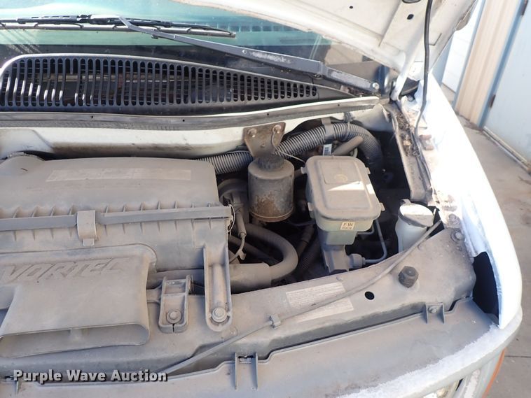 image for item DQ4998 2000 Chevrolet Express G3500  delivery van