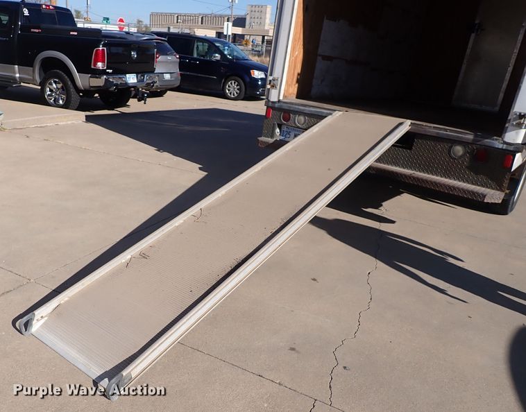 image for item DQ4998 2000 Chevrolet Express G3500  delivery van