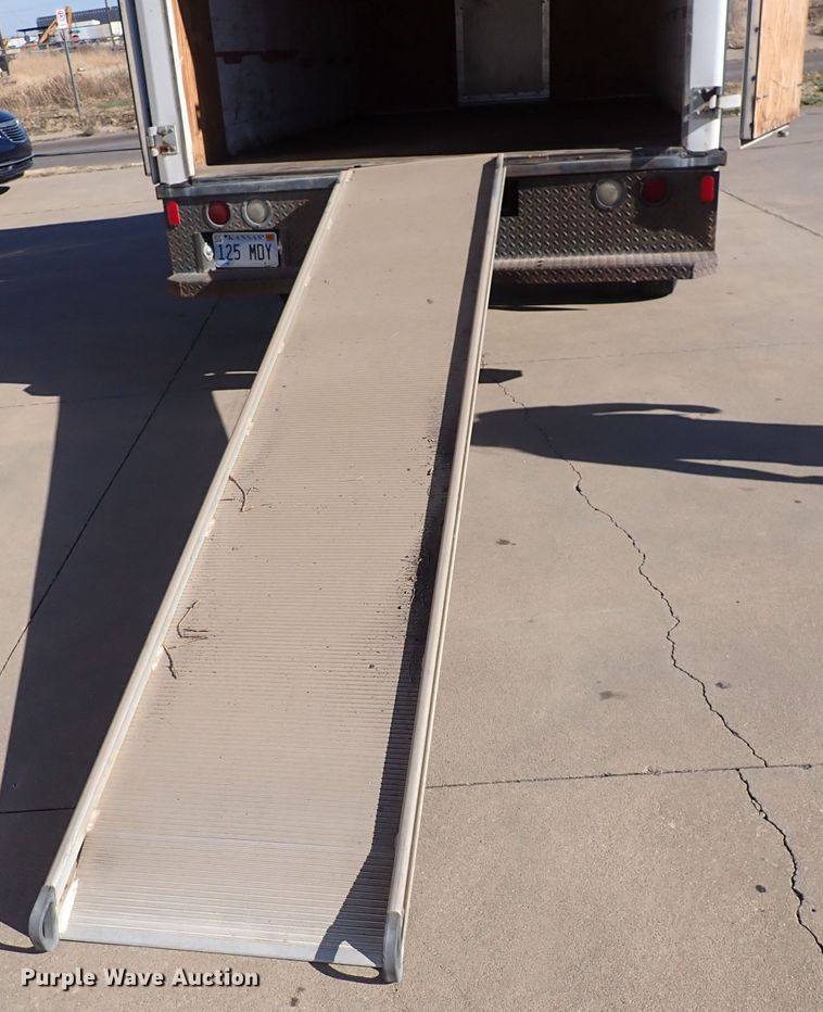 image for item DQ4998 2000 Chevrolet Express G3500  delivery van